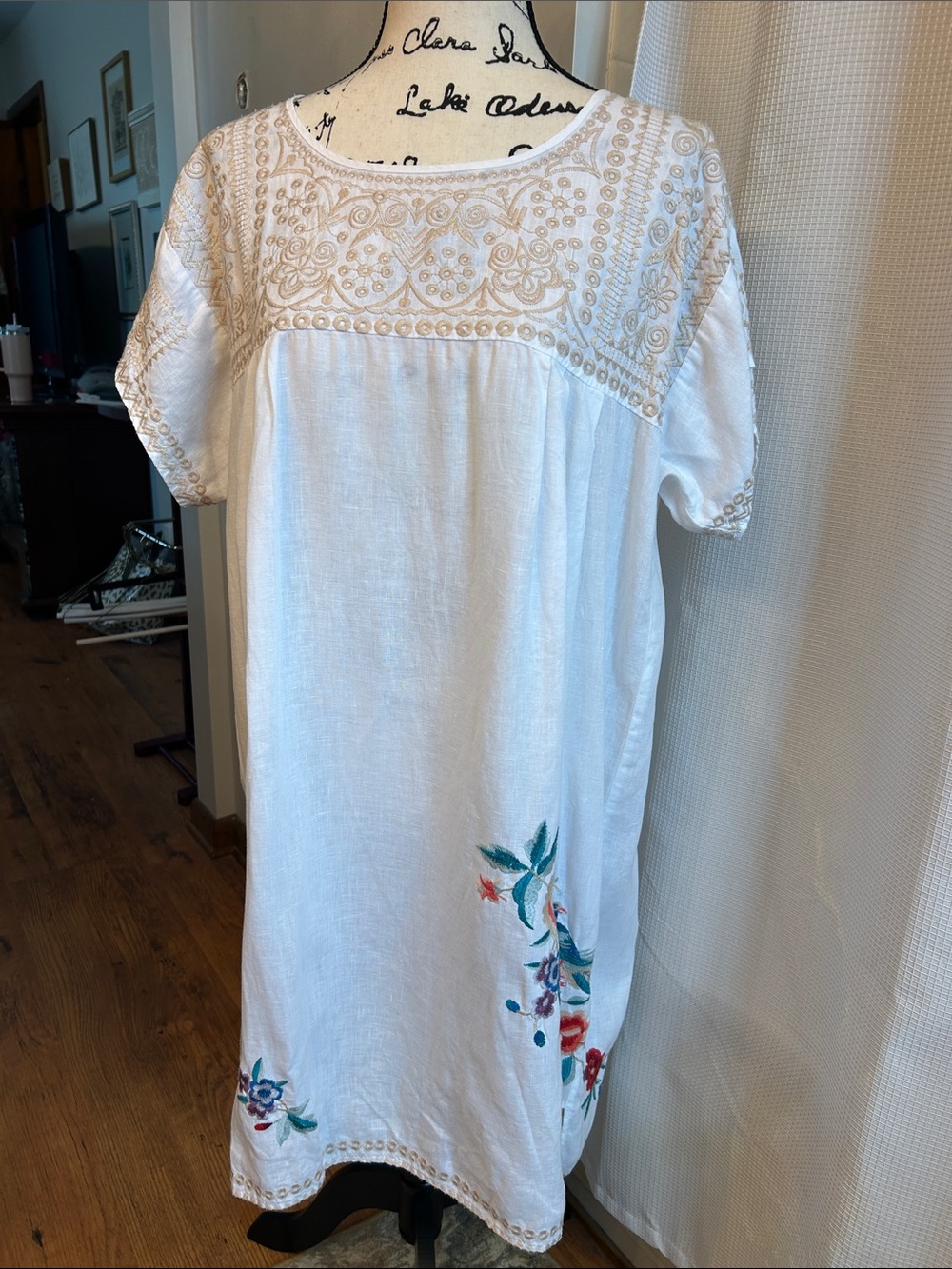 Johnny Was White Embroidered Boho Midi Dress with Floral Accents 100% Linen
